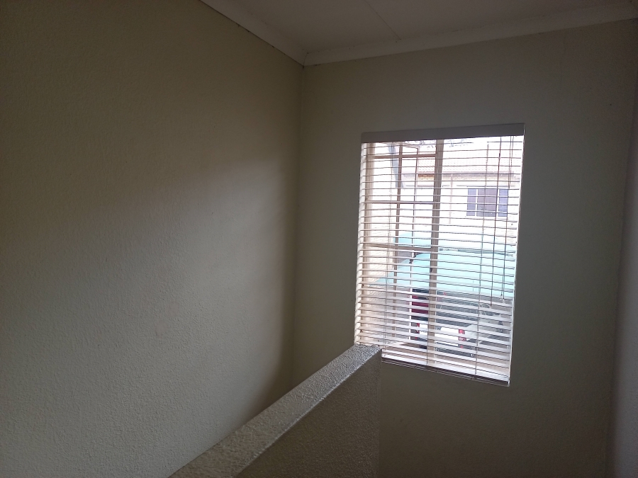 3 Bedroom Property for Sale in Safari Gardens North West